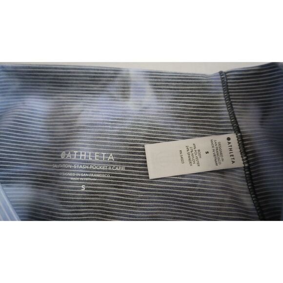 Athleta Women's Sz S Gray/White Striped Cropped Workout Leggings - Picture 7 of 8
